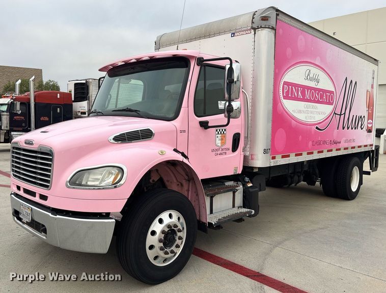 2013 Freightliner Business Class M2 box truck - EC1081