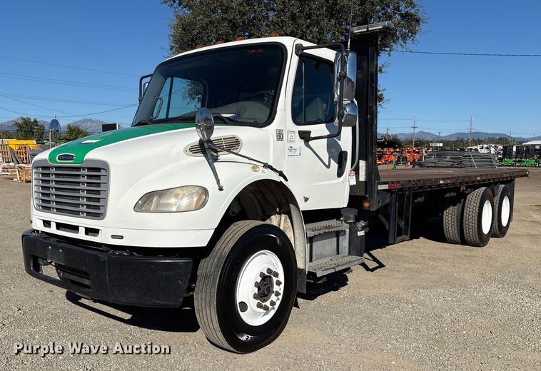 2012 Freightliner M2 Class flatbed truck - EC8075