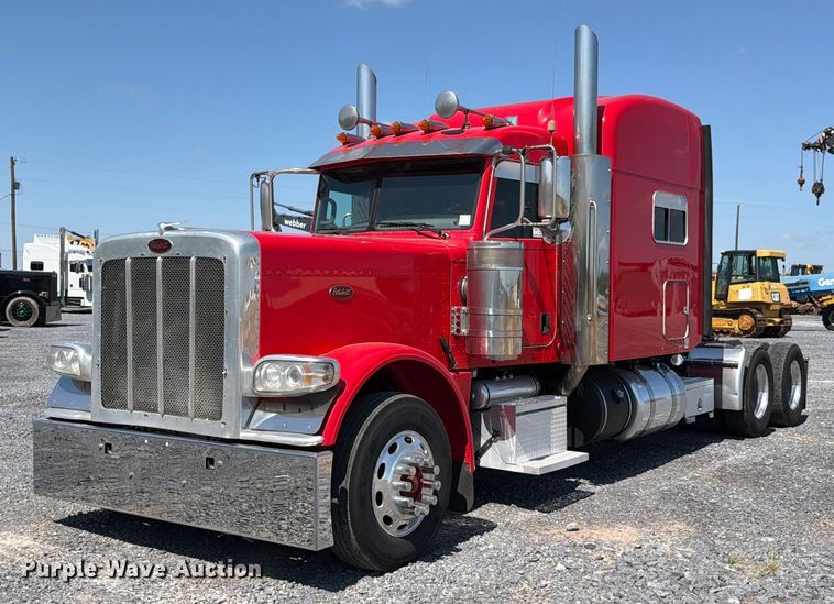2016 Peterbilt 389 semi truck - ED5958