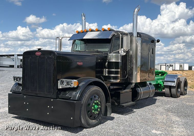 2007 Peterbilt 379 semi truck - ED5960