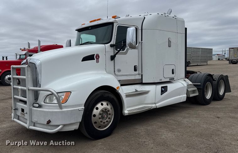 2012 Kenworth T660 semi truck - EU6095