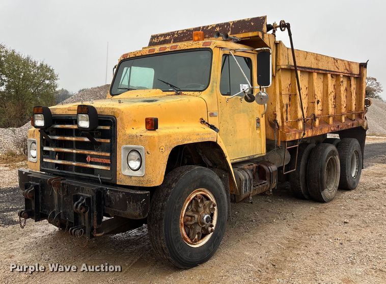 1988 International S1900 dump truck - DU1499