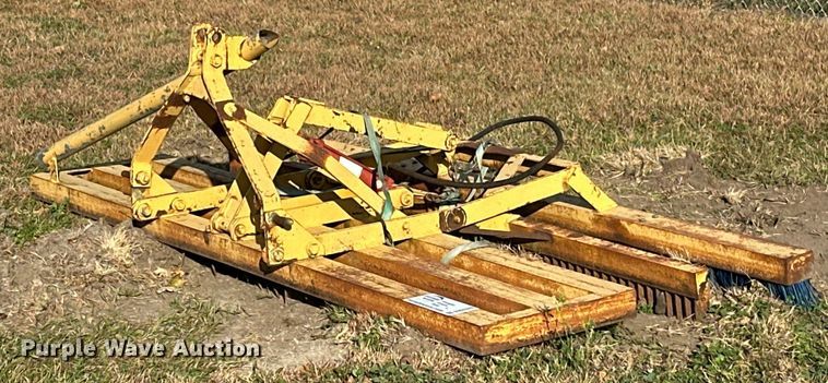 8' W field groomer - DW4289