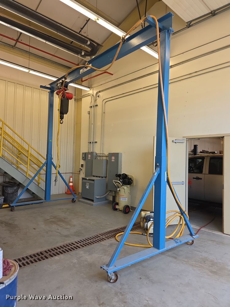 Gorbel 4000 Gandry lift overhead crane - DZ6453