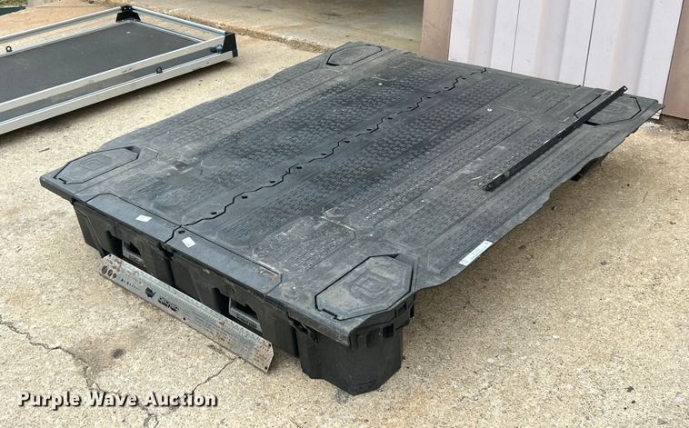 Decked toolbox - ET3378