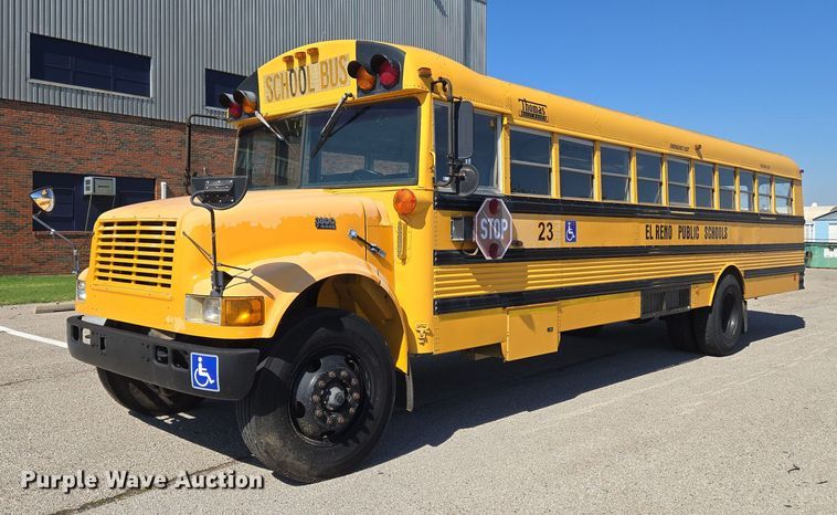 1999 International 3800 school bus - EU3916