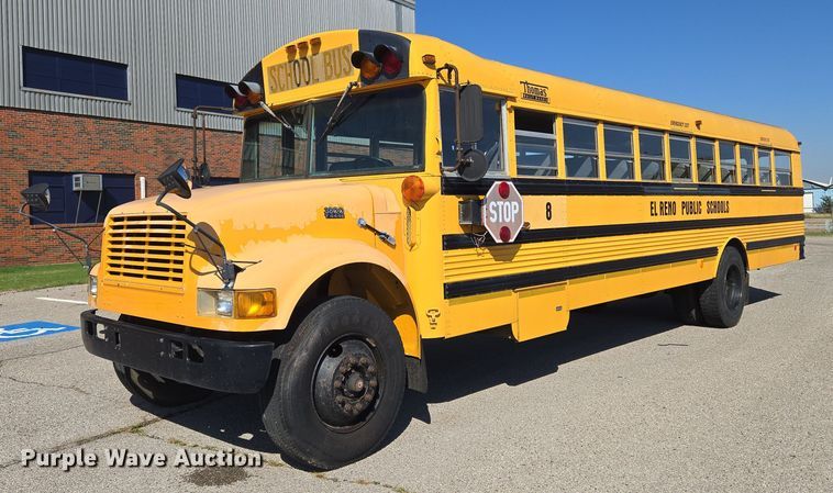 1999 International 3800 school bus - EU3918