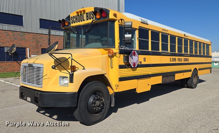 2004 Freightliner FS65  school bus - EU3919