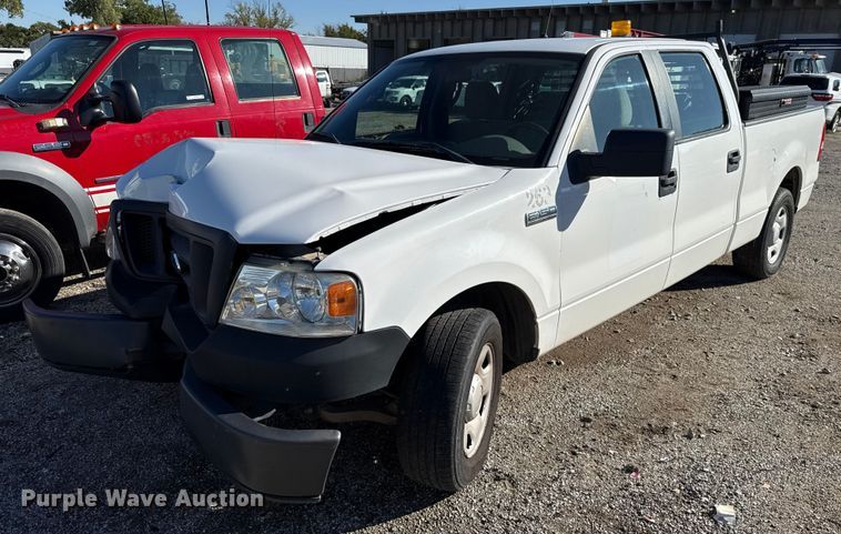 2008 Ford F150 SuperCrew pickup truck - EU5101