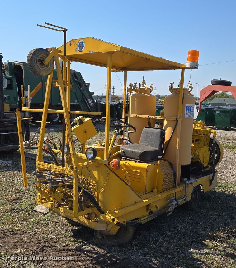 Kelly-Creswell WV50 paint striping machine - EU5116