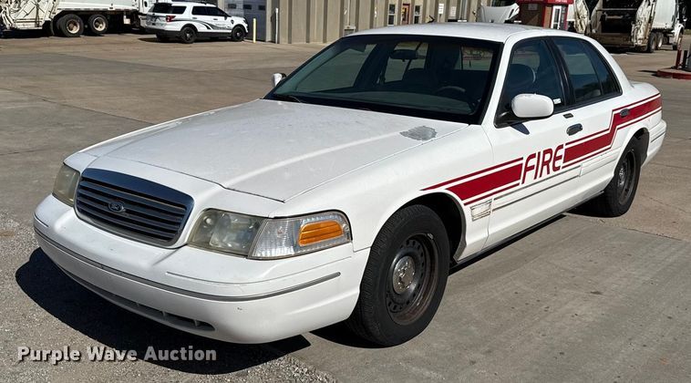 1999 Ford Crown Victoria  - EU5141