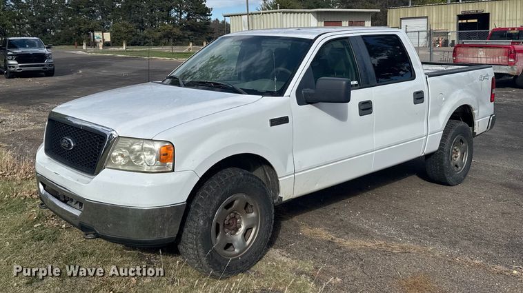 2008 Ford F150 SuperCrew pickup truck - EU6197