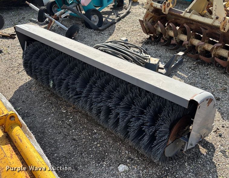 Sweepster M24P6A sweeper - EV3106