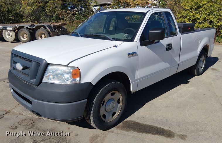 2007 Ford F150 pickup truck - EV5414