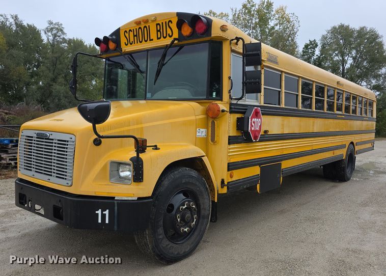 2003 Freightliner  FS65 school bus - FI0613