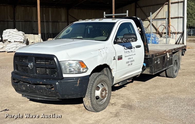 2012 Dodge RAM 3500 flatbed pickup truck - DK0020