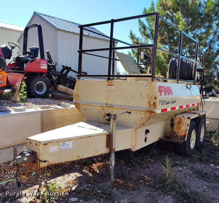 Finn T120 hydroseeder - DP5092