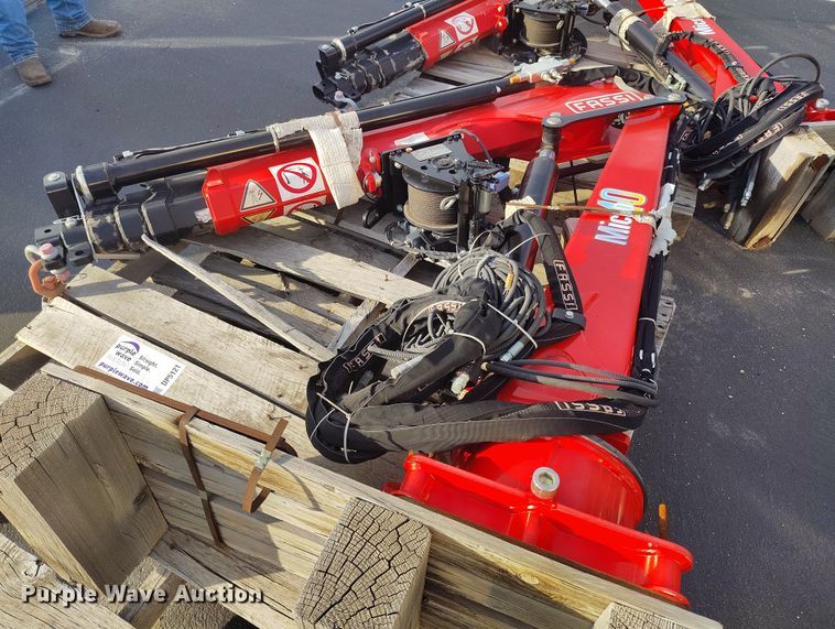 2019 Brevini Micro40 Crane - DP5121