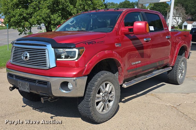 2013 Toyota Tundra Limited CrewMax pickup truck - DR3936