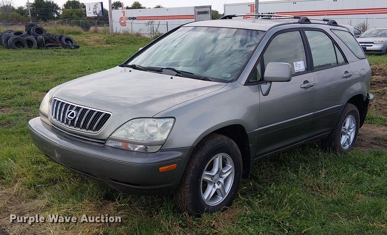2001 Lexus RX300  SUV - DU3625