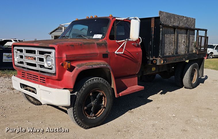1986 GMC C6 dump flatbed truck - EB8394