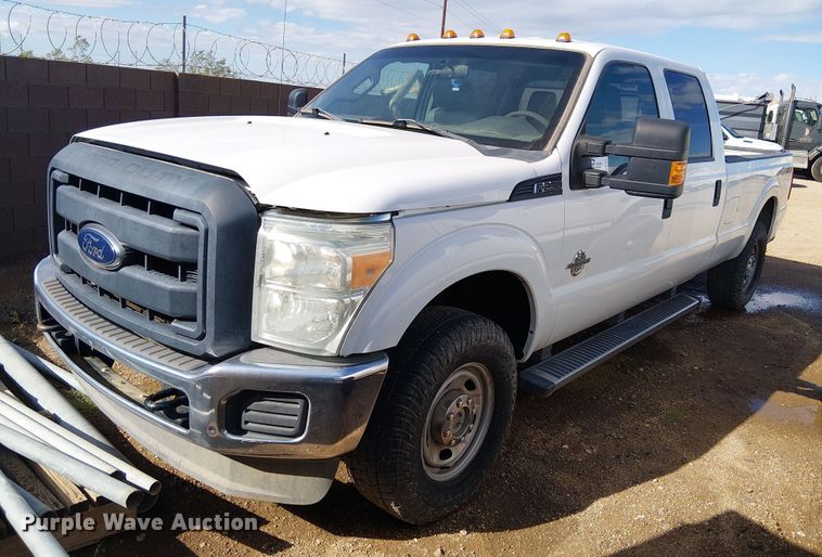 2014 Ford F250 Super Duty pickup truck - EC1231