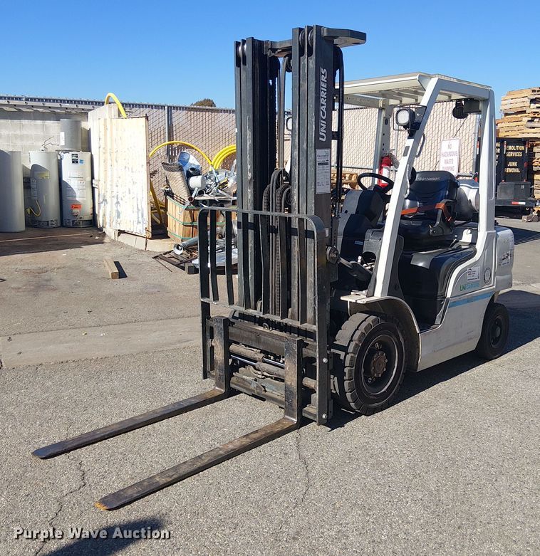 2017 UniCarriers PF50 forklift - EC1244