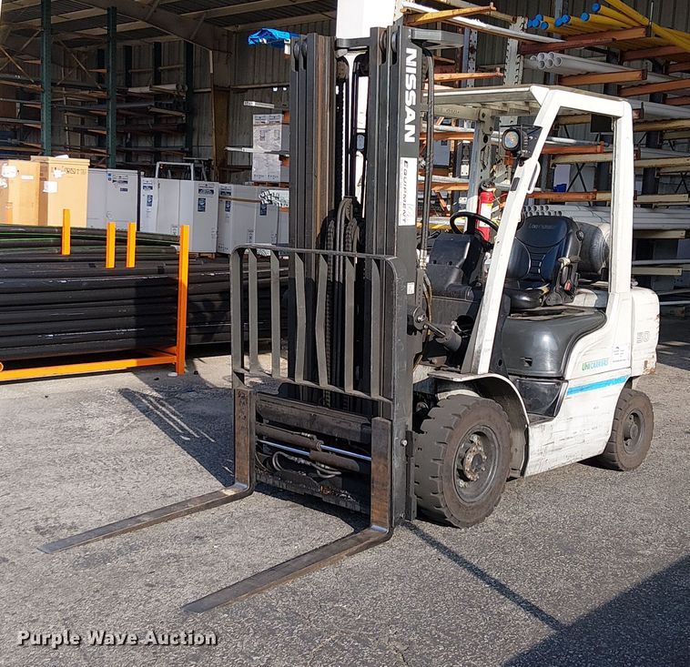 2016 UniCarriers PF50 forklift - EC1258