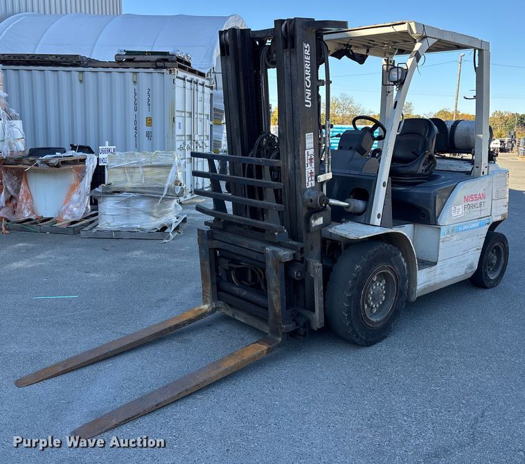 2014 Nissan PF80YLP forklift - EC3880