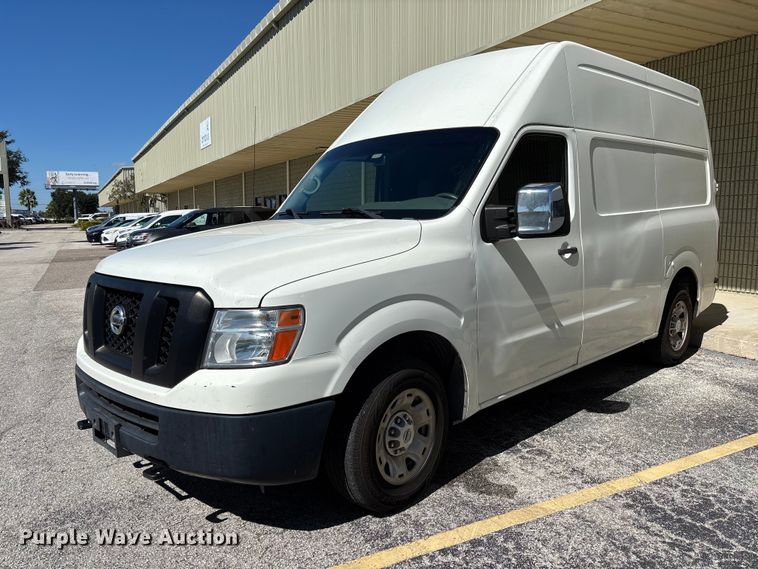 2019 Nissan NV2500HD van - EC3890