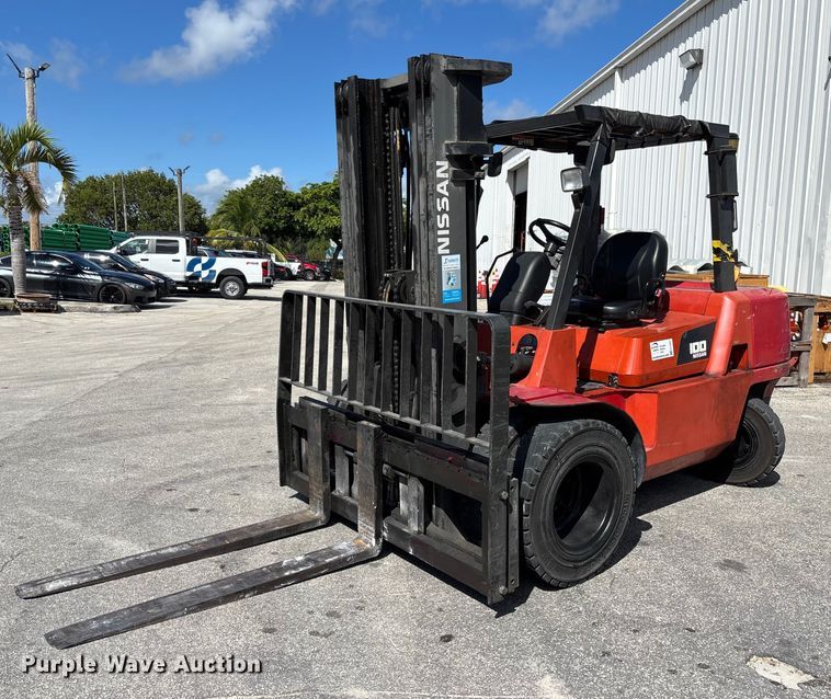 2008 Nissan JDP100Y forklift - EC3891