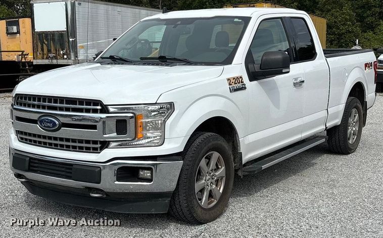 2019 Ford F150 SuperCab pickup truck - ED2222