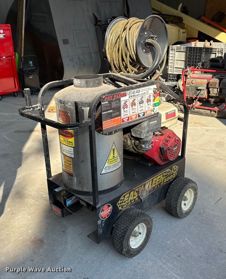 Easy kleen Magnum gold 4000 hot pressure washer - EF2267