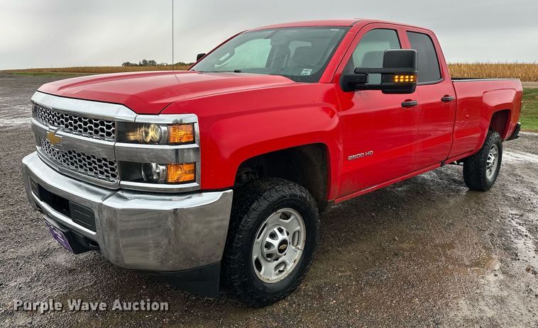 2019 Chevrolet Silverado 2500HD Double Cab pickup truck - EL0038