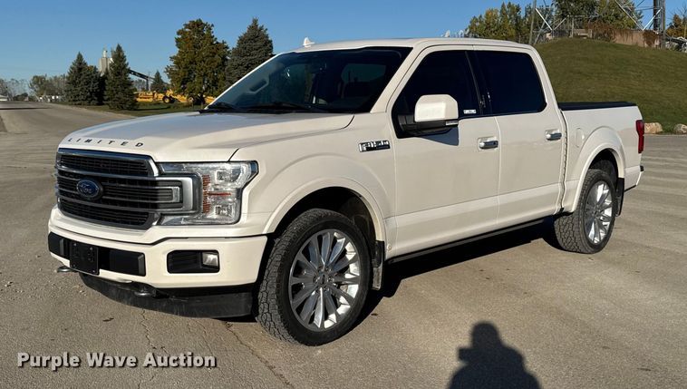 2019 Ford F150 Limited SuperCrew pickup truck - EM2446
