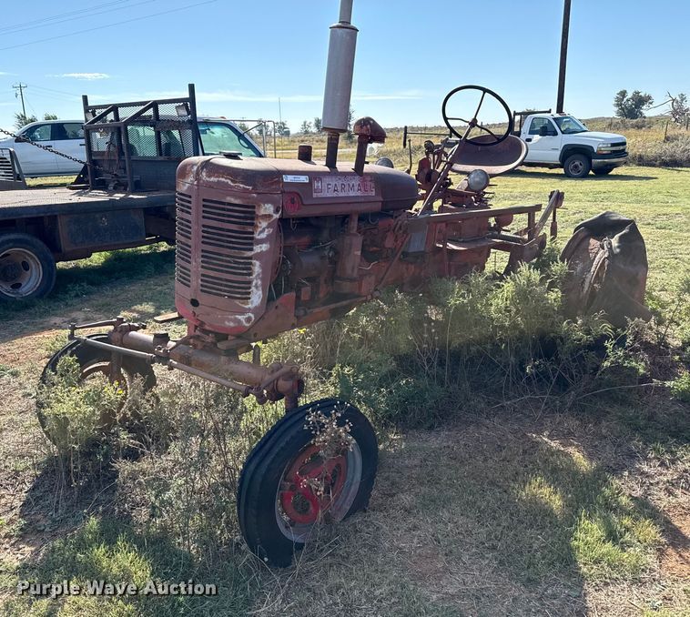 1951 International Harvester Super C tractor - EP0727