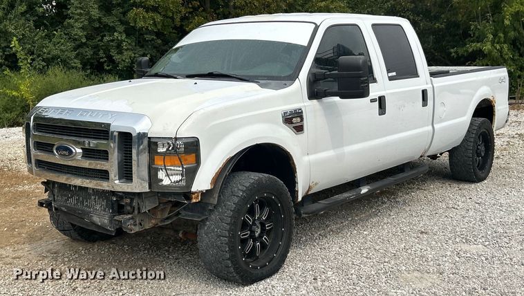 2008 Ford F250 Super Duty XLT Crew Cab pickup truck - ET3133