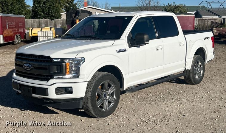 2018 Ford F150 XLT SuperCrew pickup truck - ET3390