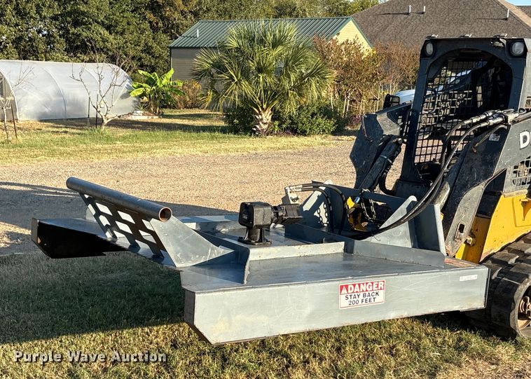 74" W skid steer brush mower - EU0125