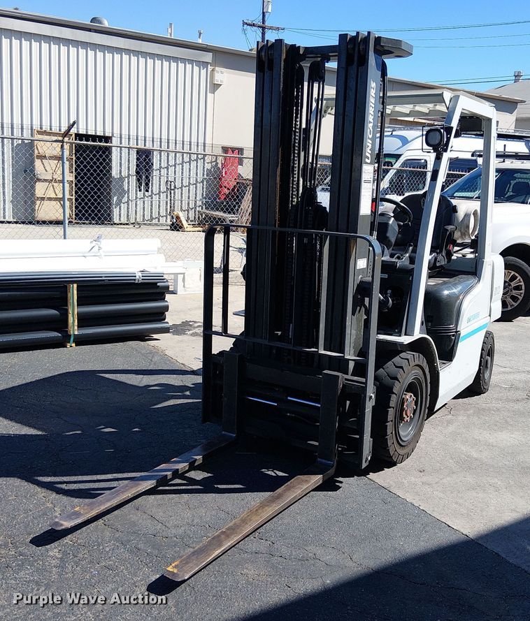 2017 UniCarriers PF50 forklift - EU2585
