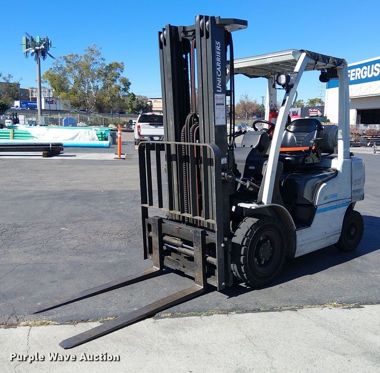 2017 UniCarriers PF50 forklift - EU2588