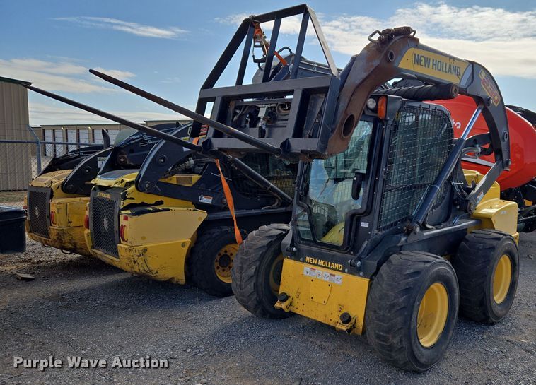 2012 New Holland L230 skid steer loader - EU3960