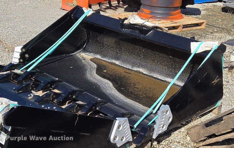 Land Pride AP-HD68LLT skid steer bucket - EU3962