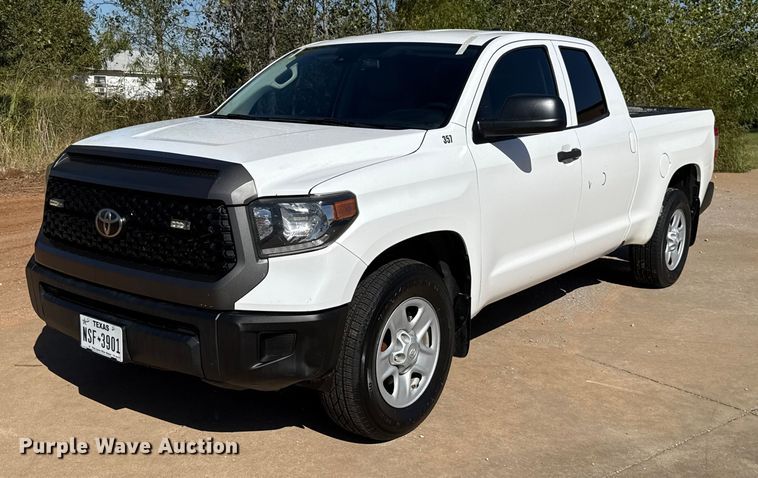 2020 Toyota Tundra Double Cab pickup truck - EU5149
