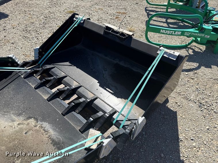 Land Pride AP-HD68LLT skid steer bucket - EU5167