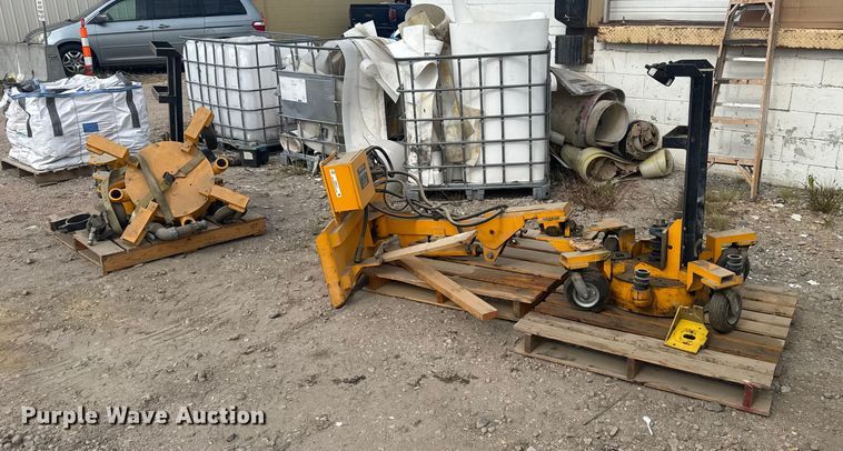 Skid steer water jet paint stripper - EU6141