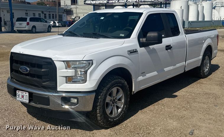 2017 Ford F150 XL SuperCab pickup truck - EV1849
