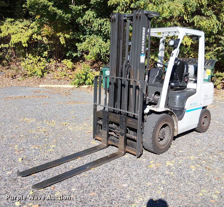 2016 UniCarriers PF70 forklift - EV4375
