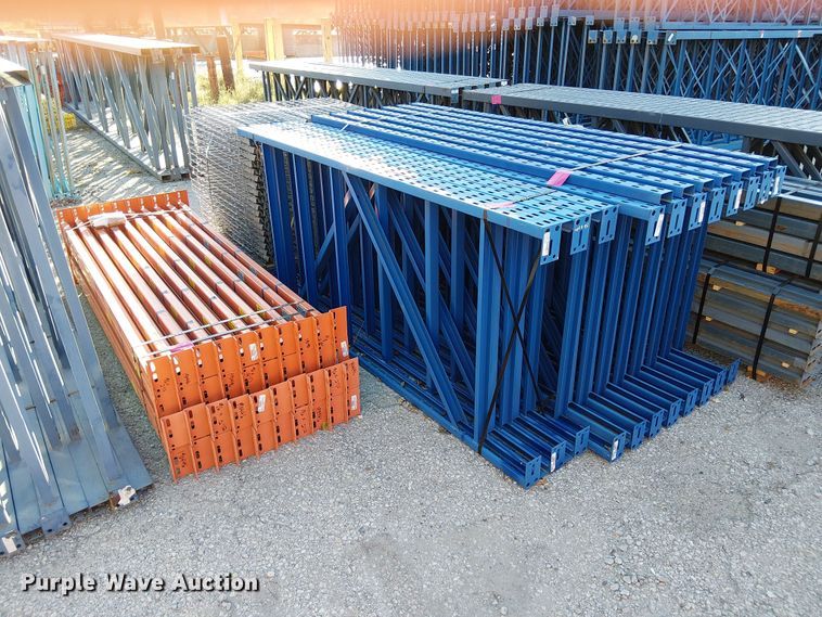 T-bolt pallet racking - FB4472