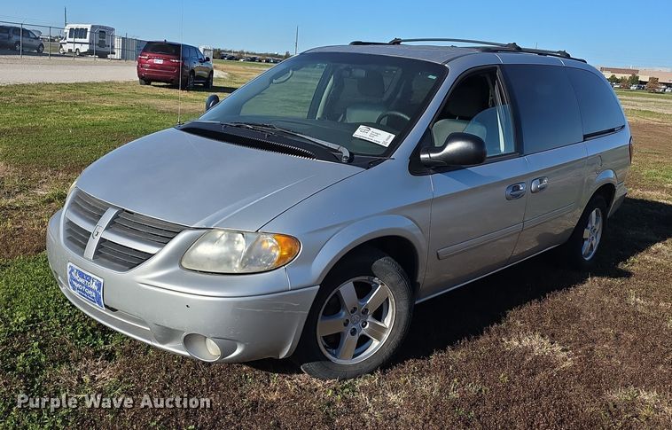 2005 Dodge  Grand Caravan  van - FI0580